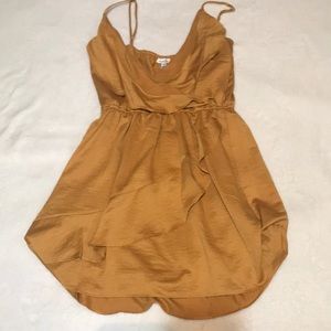 Love Fire Mini in Mustard NWOT Size Medium